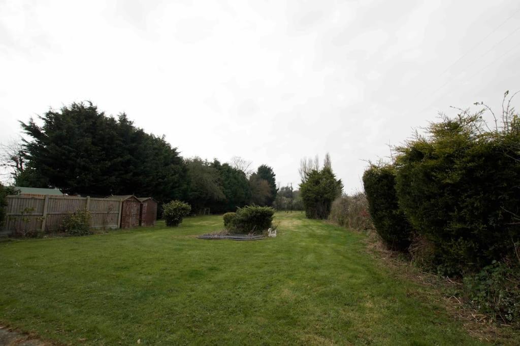 Spacious 5 Bed In The Countryside, Close To Frinton-On-Sea Kirby Cross Exterior foto